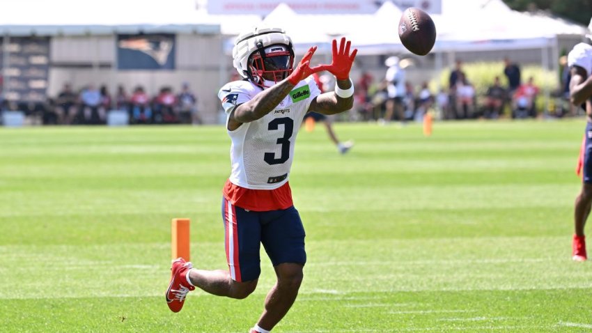 DeMario Douglas