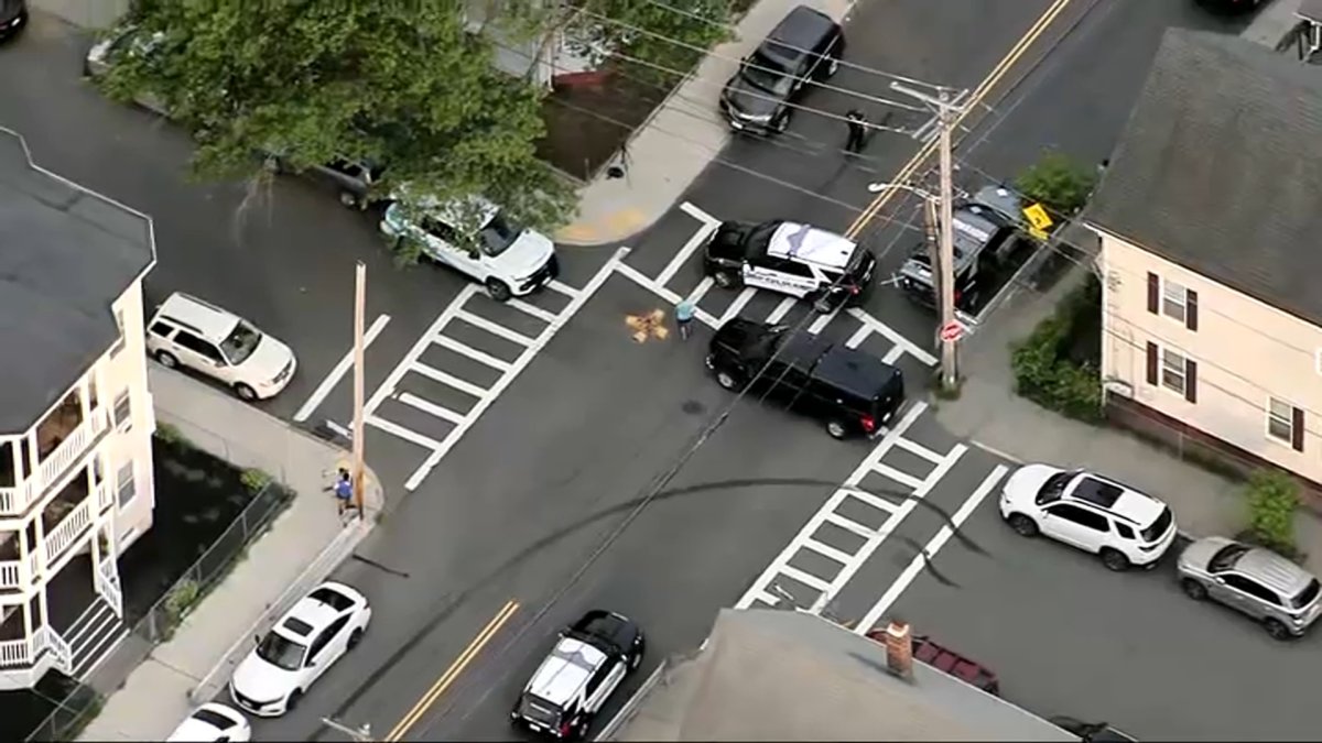 Teen cyclist seriously injured after being hit by vehicle in Lynn – NBC ...