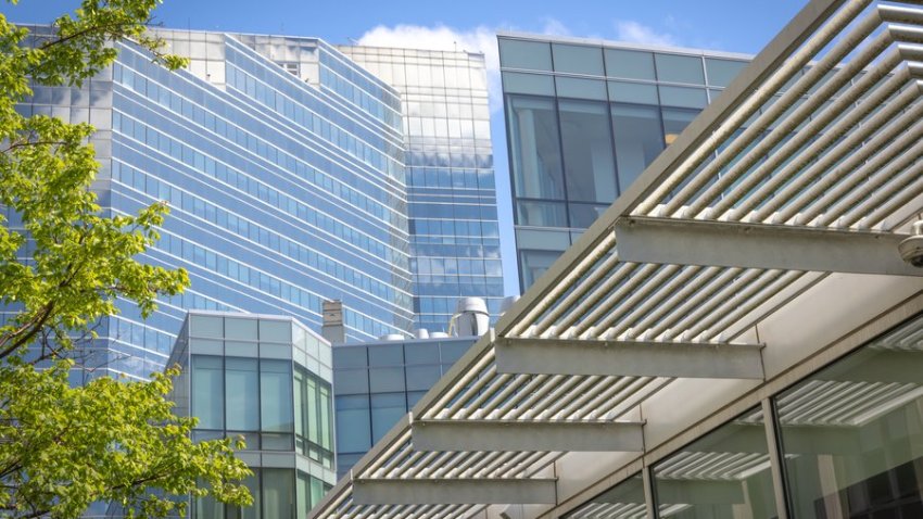 Massachusetts General Hospital, pictured, and Brigham and Women’s Hospital are again ranked the best in the state — and among the best in the country, according to U.S. News & World Report. MGH is the top-ranked Massachusetts hospital for cardiology, in the eighth spot nationwide. MGH is also first nationally for psychiatry, ninth for gastroenterology, 10th for neurology and sixth for rheumatology.