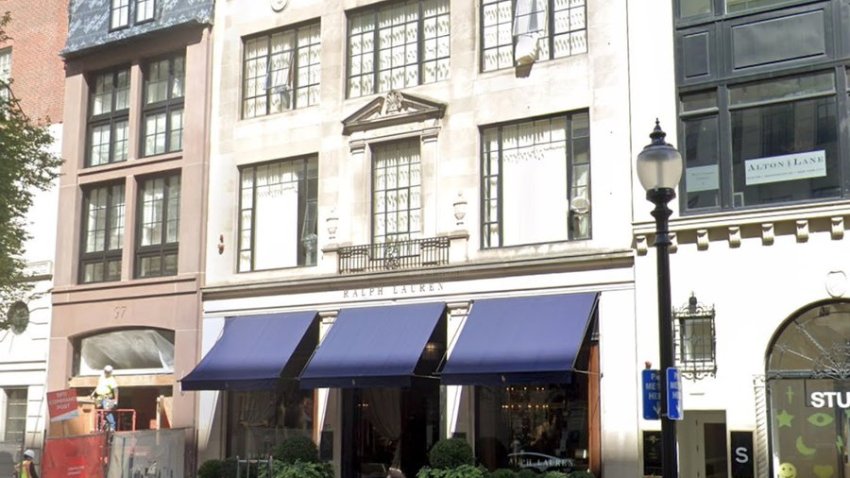 The retailer Ralph Lauren has bought its longtime Newbury Street building.
