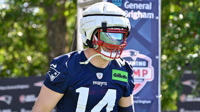 Patriots linebacker Robert Spillane