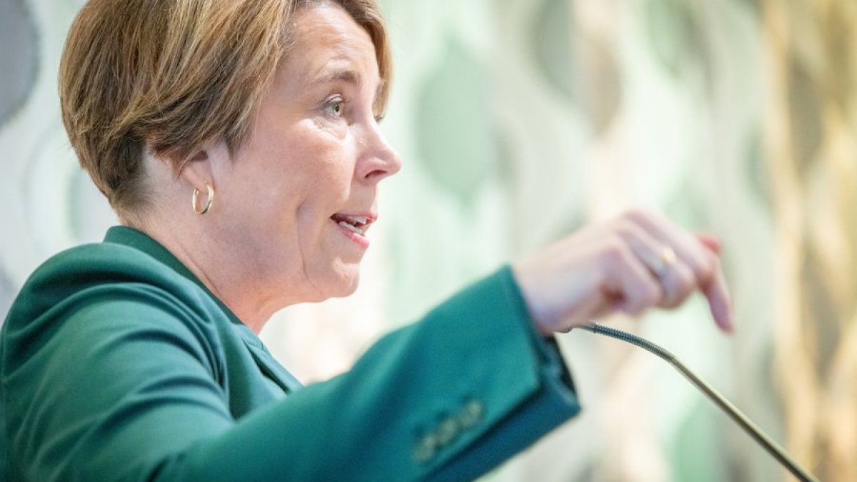 Healey plans to cut winter electric, natural gas bills: ‘Relief is on the way'