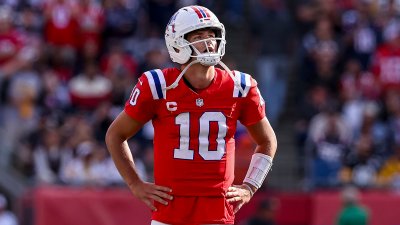 Patriots quarterback Drake Maye