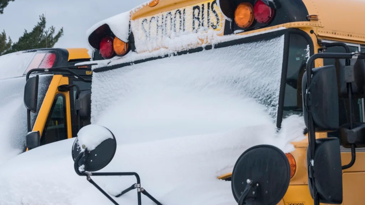 Schools closing for snow day Monday? Get full list of closings here