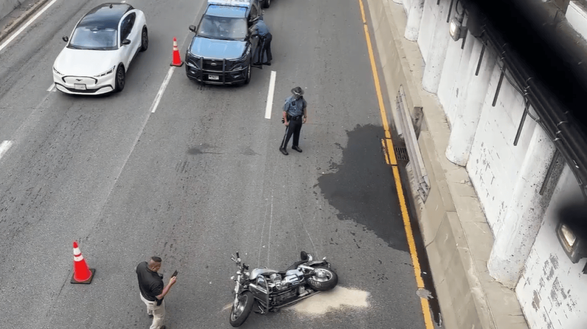 Serious crash on Mass. Pike at Prudential Tunnel – NBC Boston
