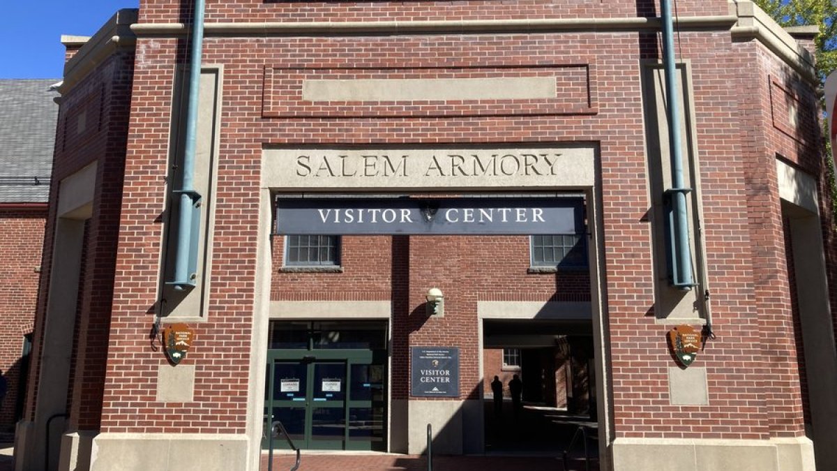 Here's how the federal shutdown will affect businesses in Mass.