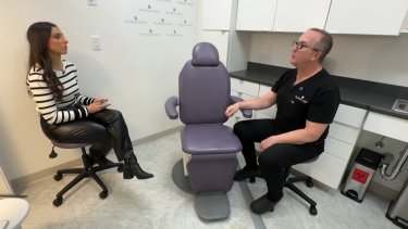 Dr. Jeffrey Spiegel with NBC10 Boston's Brianna Borghi