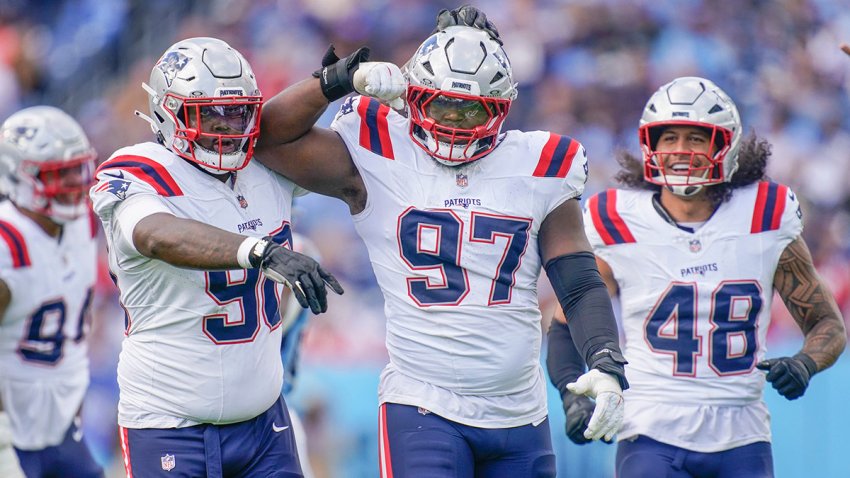 Patriots defensive tackle Milton Williams