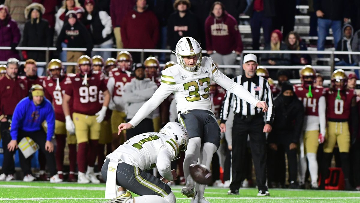 With 11 seconds left, No. 14 Georgia Tech kicks FG for 36-34 comeback win over Boston College