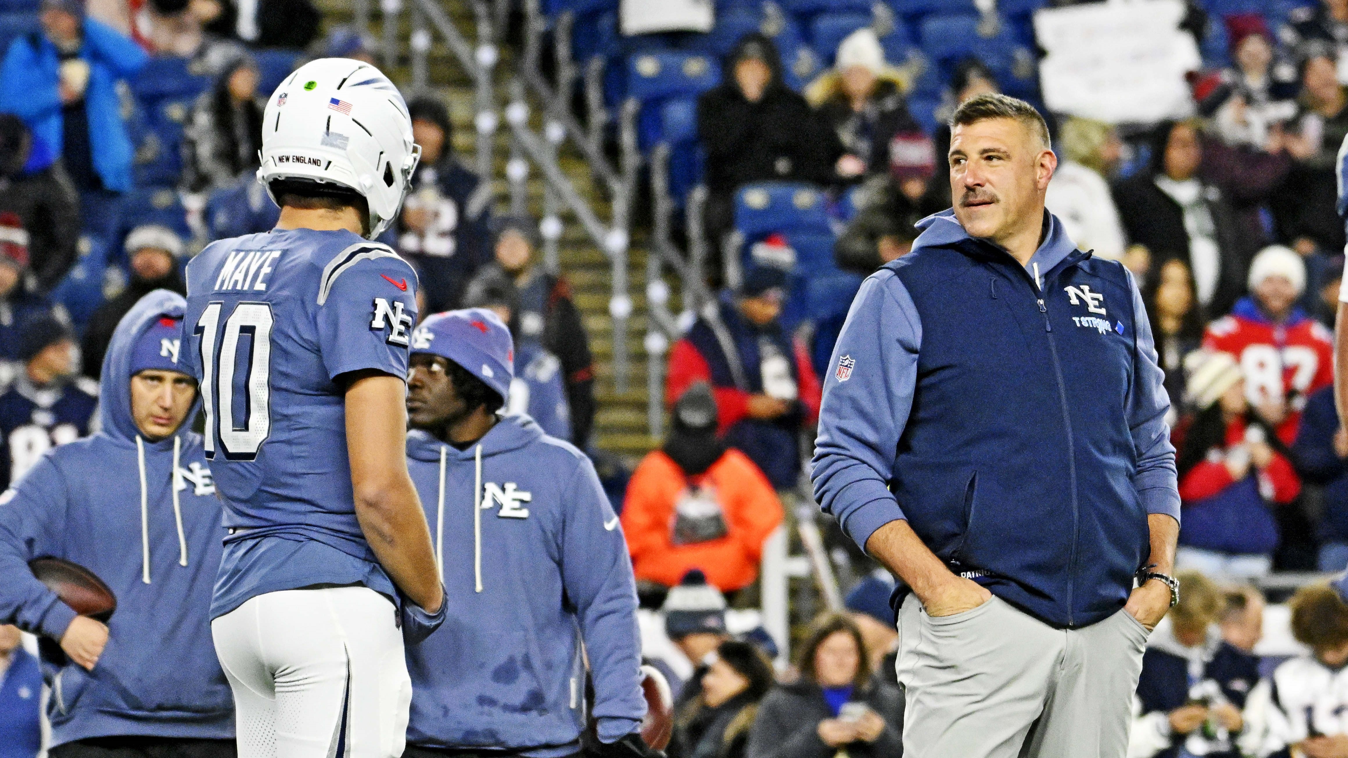 The love was flowing between Mike Vrabel, Drake Maye after Patriots beat Jets