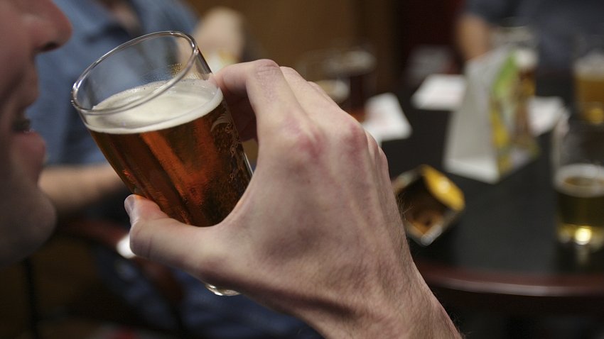 MERRIMACK, NH &#8211; JULY 19: Free samples are a favorite part of the complimentary brewery tours at Anheuser-Busch Brewery. John Wilker, of California, samples one. (Photo by Suzanne Kreiter/The Boston Globe via Getty Images)