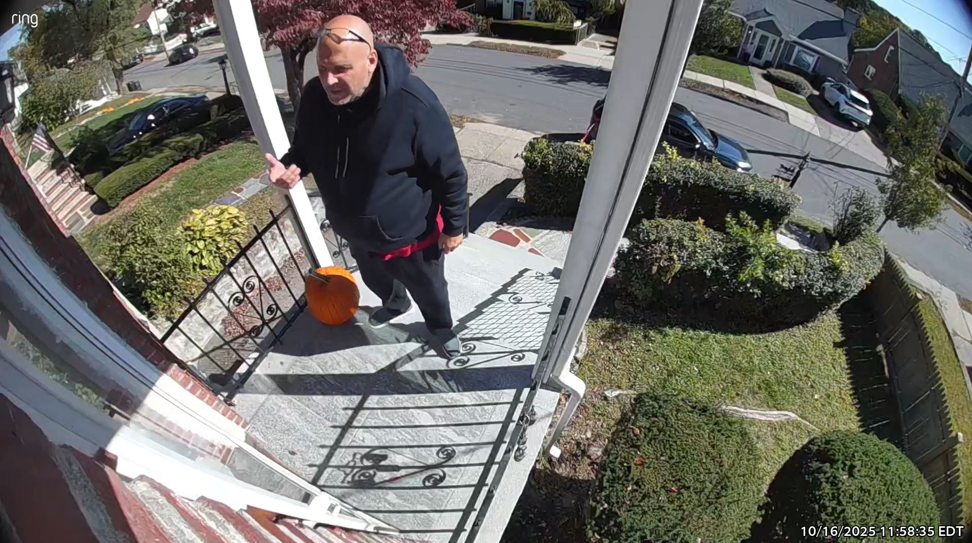 Video shows contractor wanted on arrest warrant scamming more customers ...