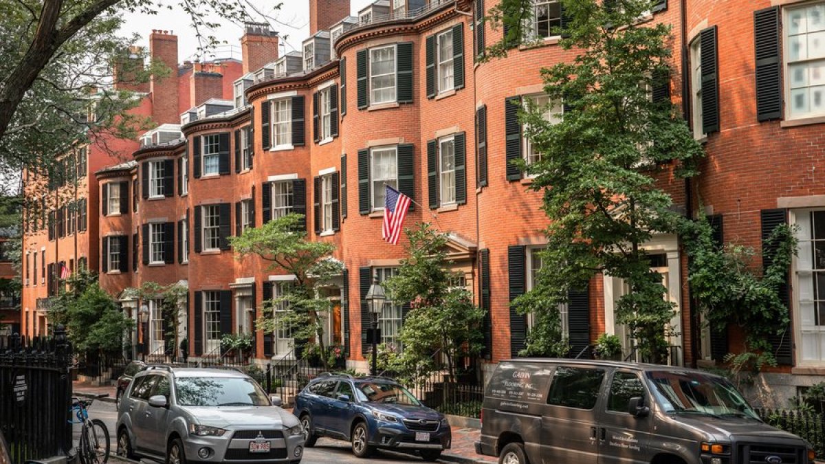 These were the most expensive places to buy a house in Mass. in 2025