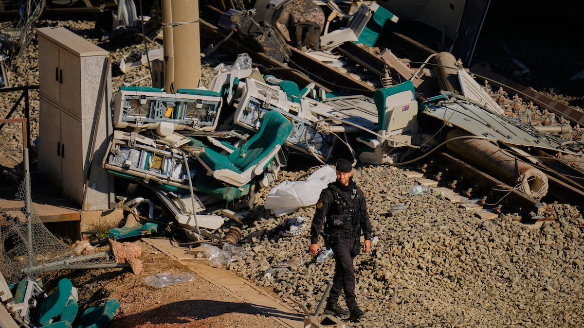 “A Miracle”: Six‑Year‑Old Girl Is The Sole Survivor As Family Perishes In Tragic Spanish Train Wreck