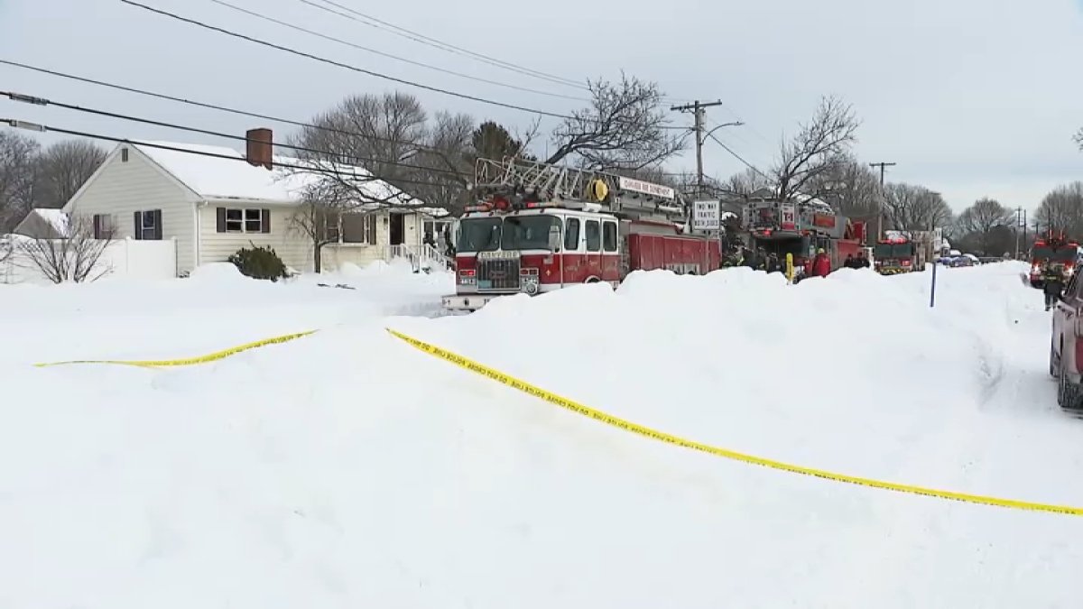 1 dead after house fire in Danvers