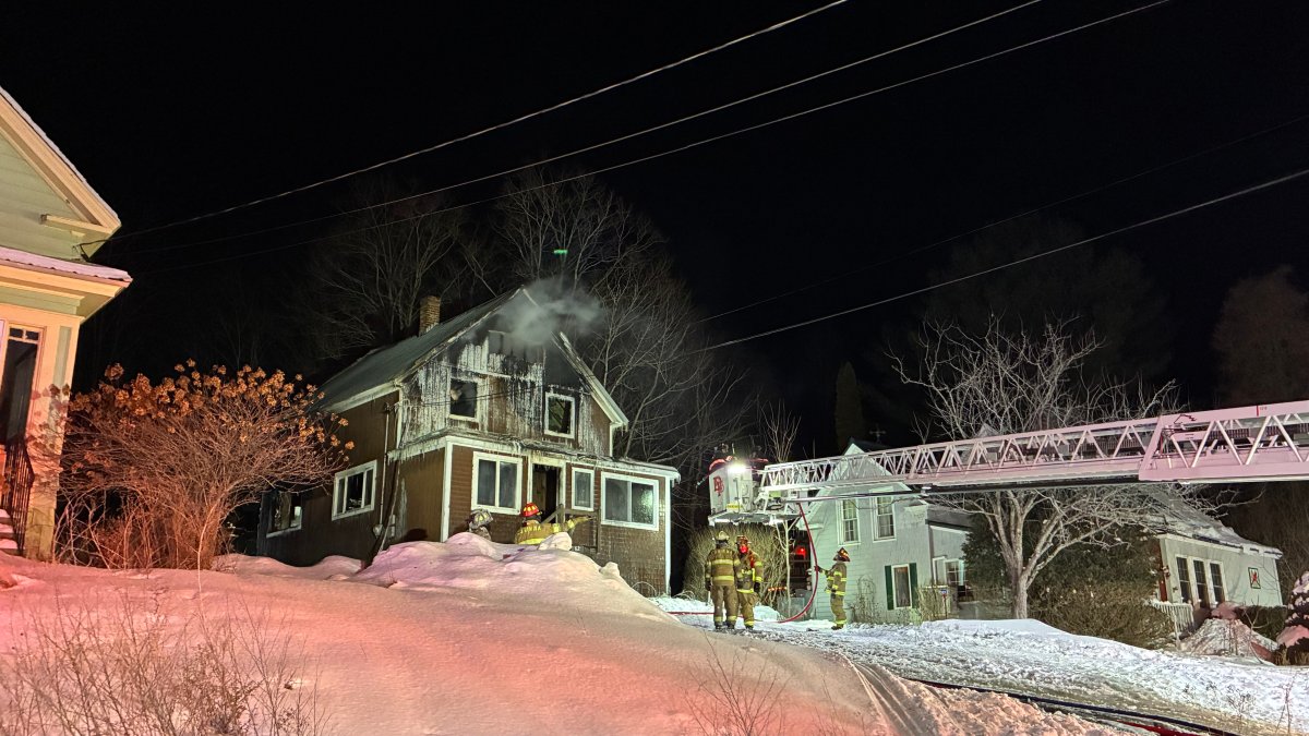 One person dead after fire that started in Maine home's kitchen