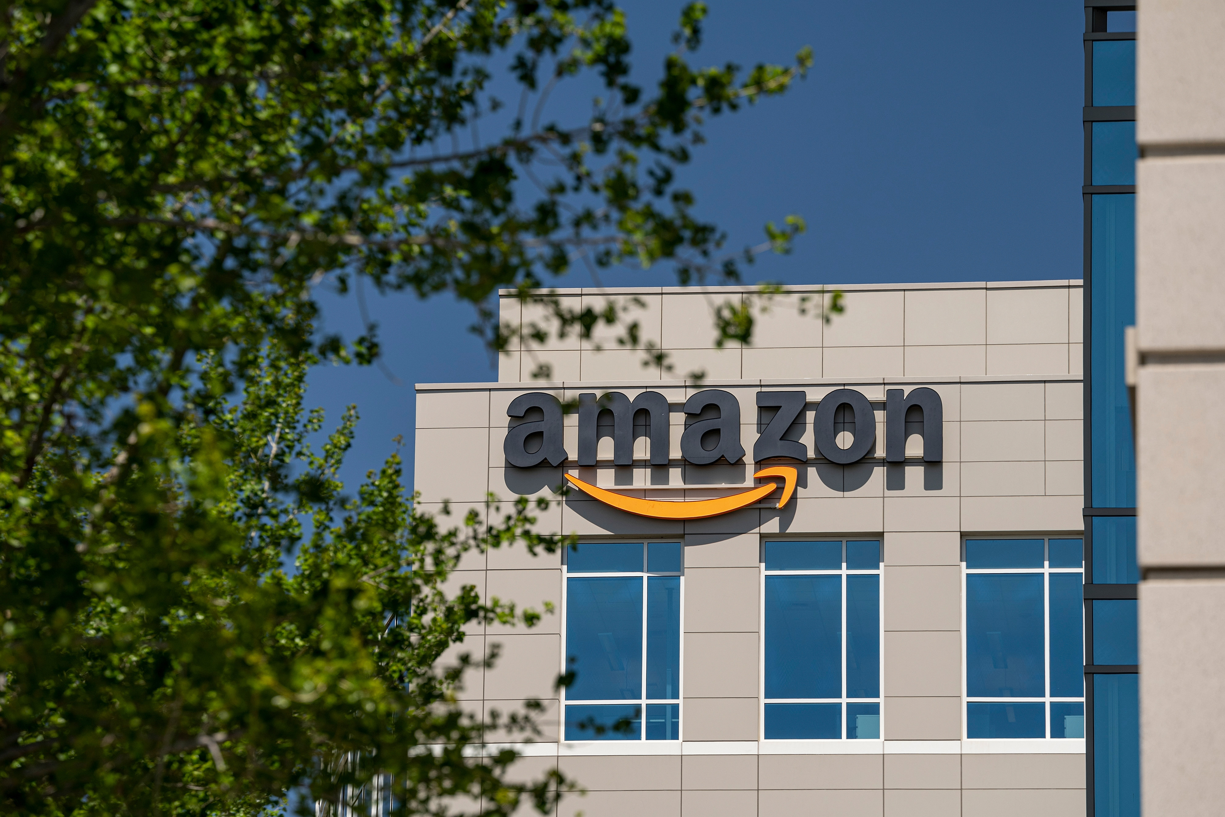 Amazon's Latest Layoffs: 16,000 Jobs Cut Amid AI-Driven R...