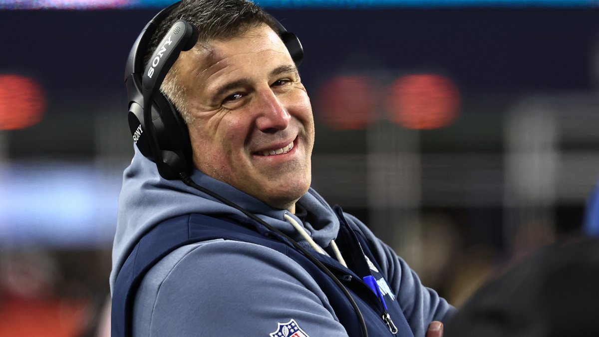 Vrabel speaks ahead of Patriots-Texans playoff game: Watch live