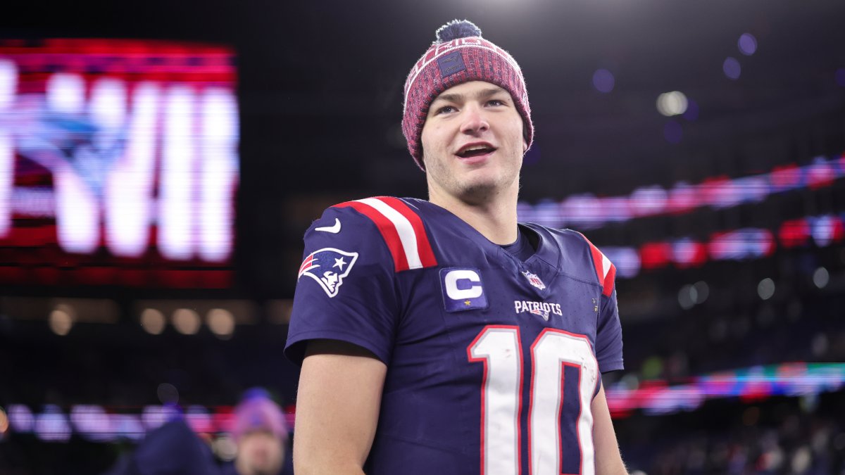 Drake Maye speaks ahead of Patriots-Texans playoff game Sunday