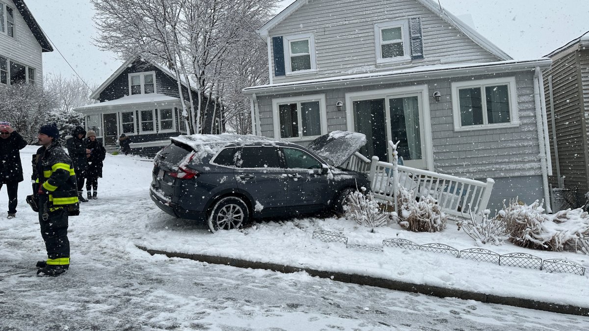 SUV appears to crash into home in Winthrop