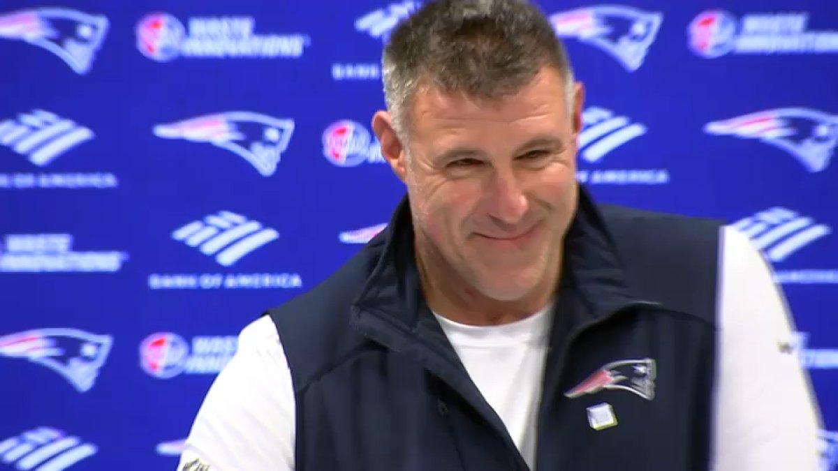 Vrabel talks Stidham, Denver defense ahead of Broncos matchup