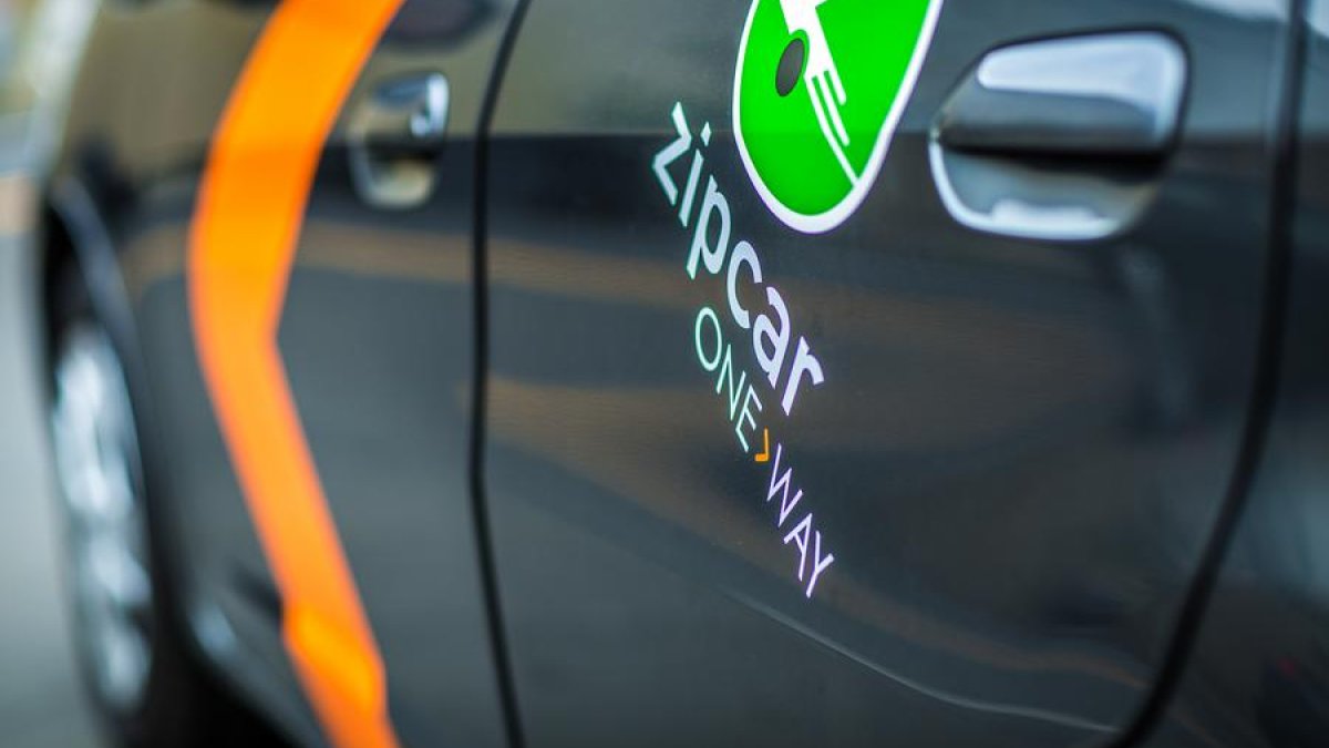 Avis to move Zipcar's HQ out of Boston, lay off staff