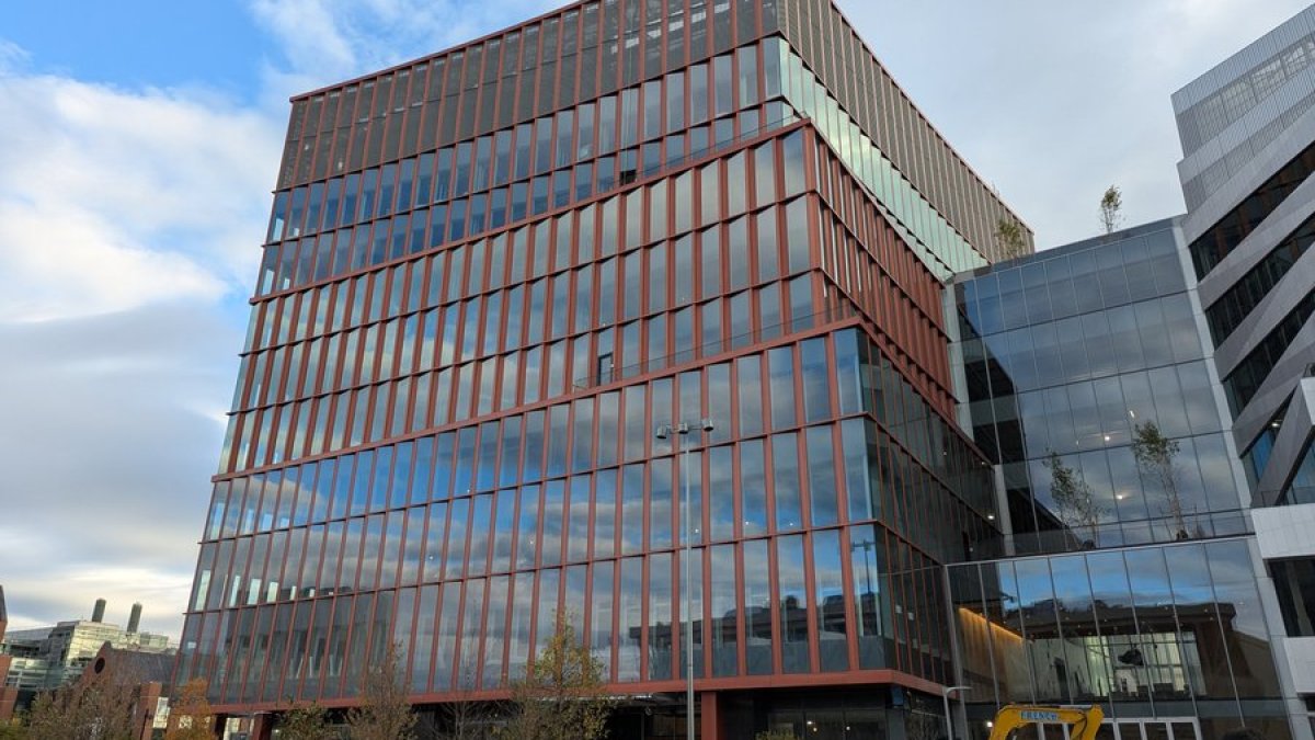 Pharma giant triples its lease at new Harvard site