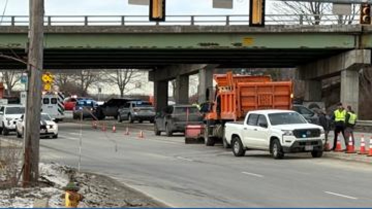 ‘Terrible tragedy': Two Maine DOT workers killed, another injured in crash on I-95