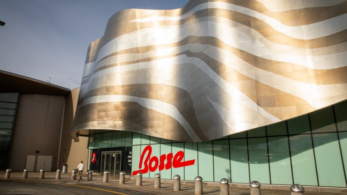 Boston sports bars look to cash in on Patriots return to Super Bowl