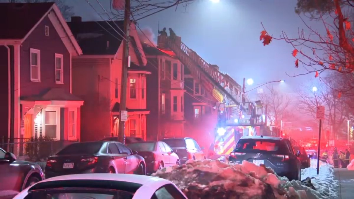 Fire breaks out at Jamaica Plain triple decker, spreads to house next-door