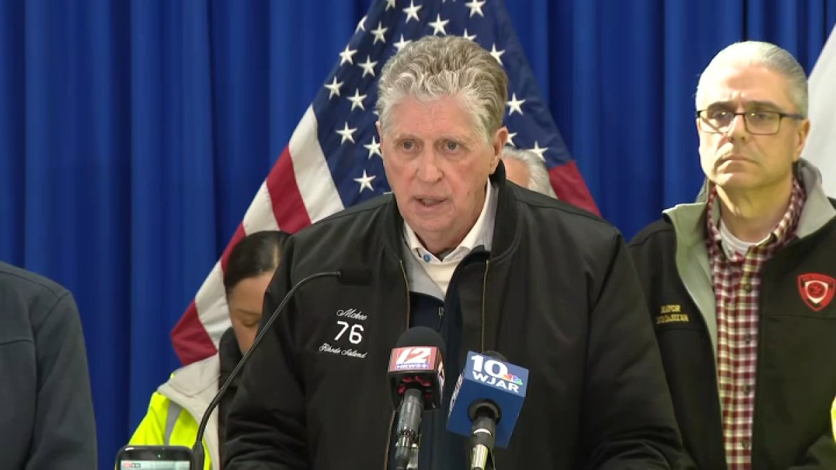 Rhode Island to lift travel ban at noon Tuesday after historic snowfall