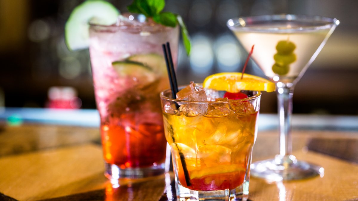Cocktail bar at food hall in downtown Boston has closed