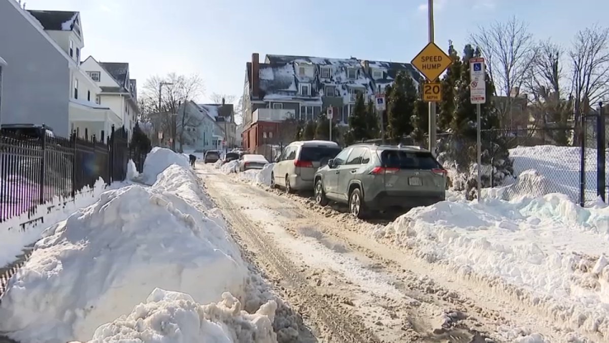 Boston leaders address snow removal gaps