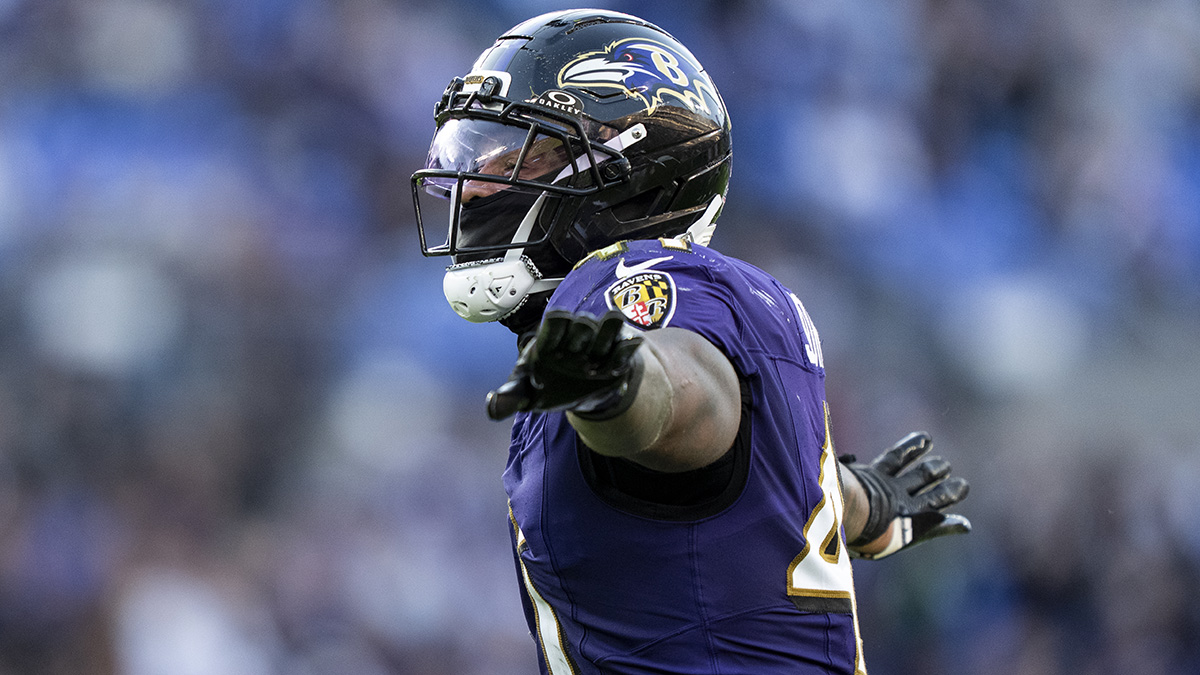 NFL free agency recap: Patriots sign edge rusher and fullback on Day 1