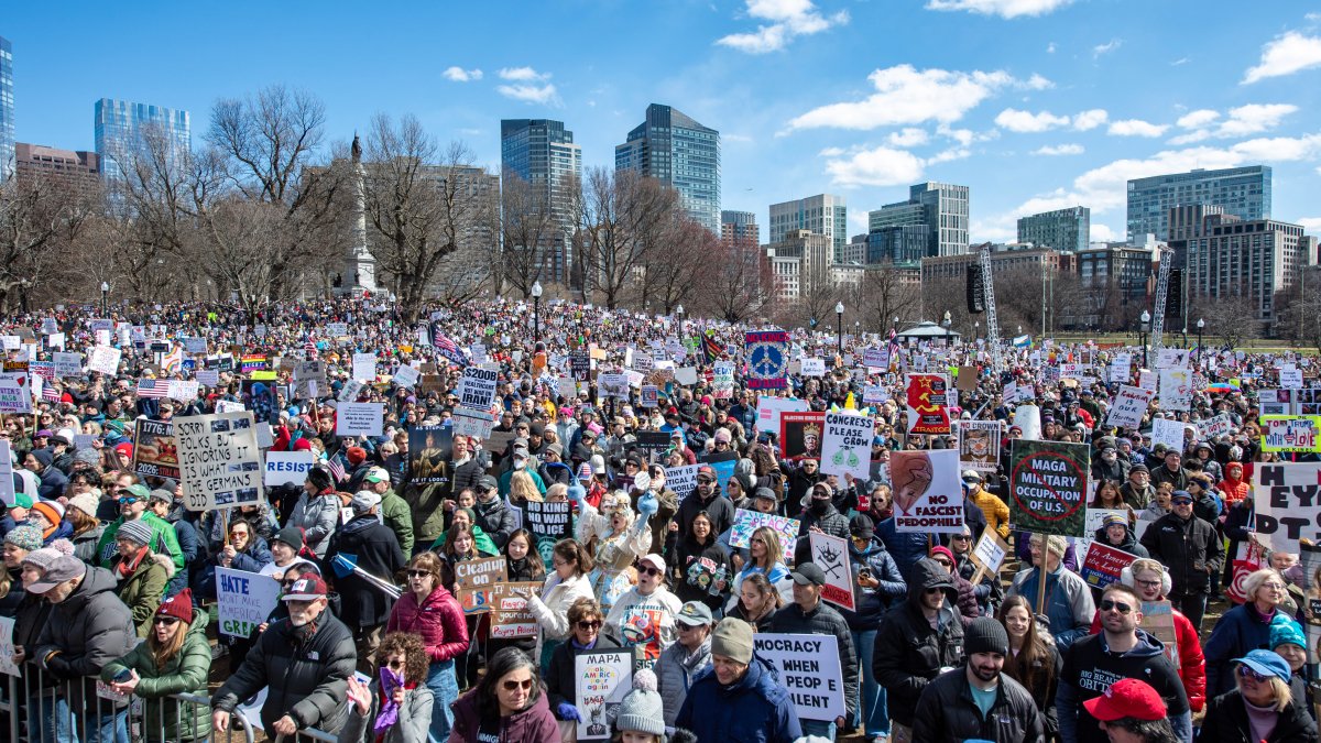 Recap: Tens of thousands gather for ‘No Kings' rally on Boston Common