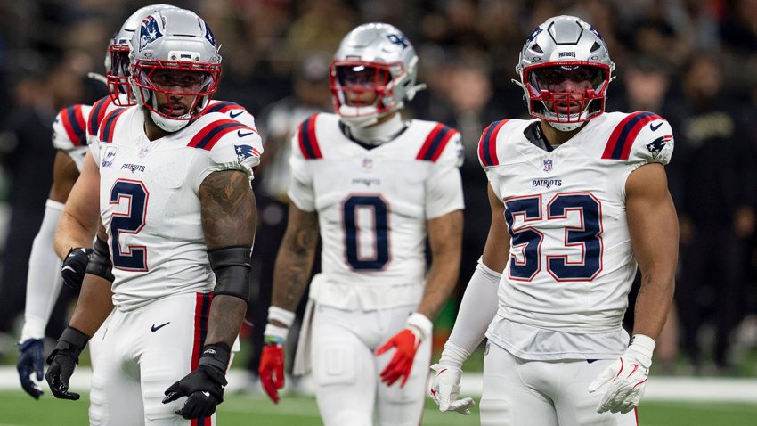 Patriots linebackers Harold Landry and Christian Elliss