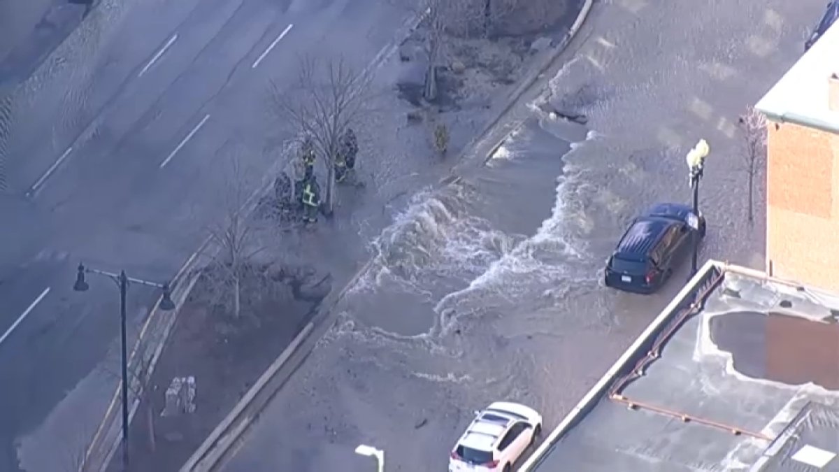 Major water main break floods street in Jamaica Plain