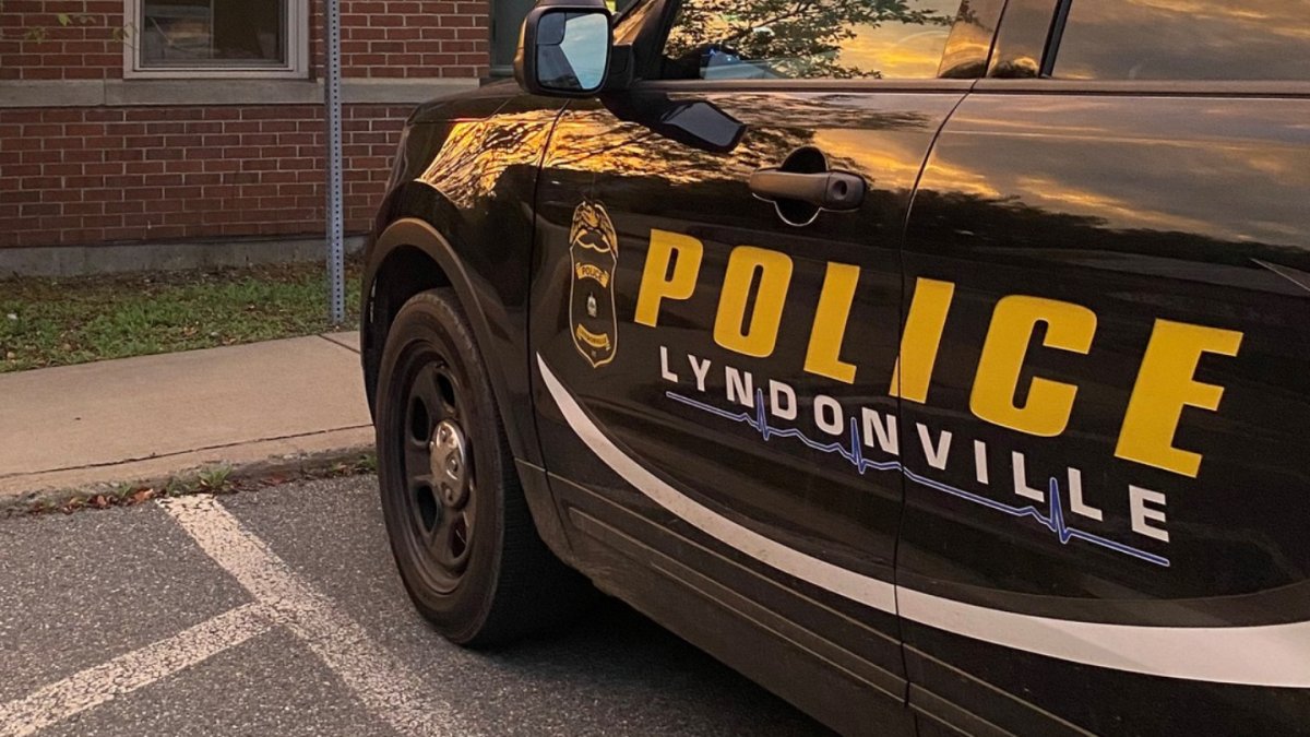 Vermont man cited for pulling his pants down in front of passing cars