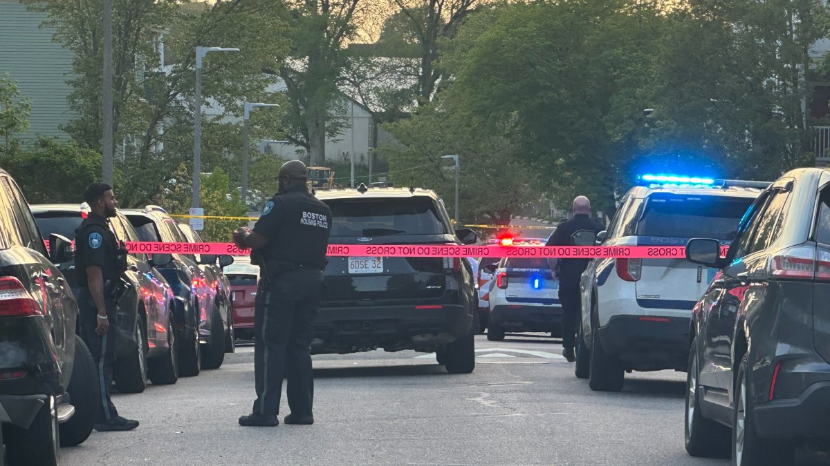 Violent weekend in Boston: 2 killed, 3 others injured in shootings