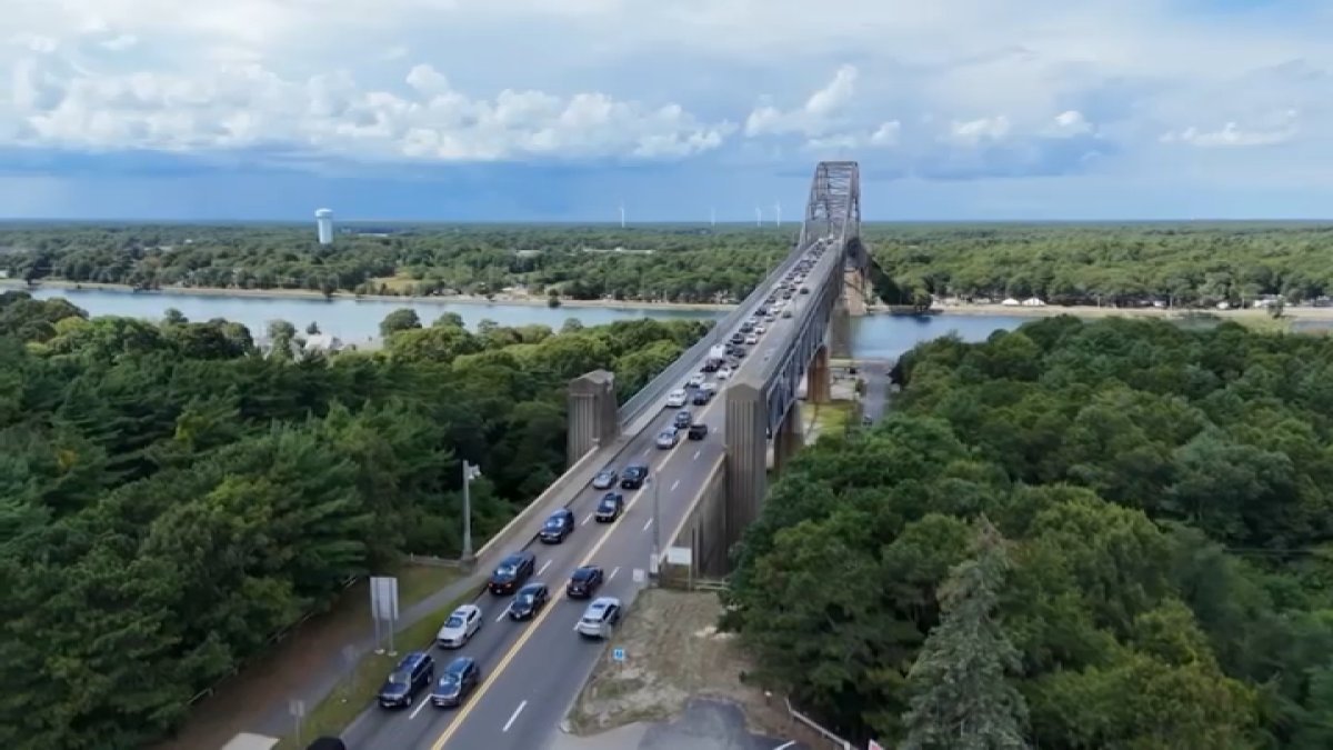 Memorial Day weekend promises record traffic. Best, worst times to hit the roa...