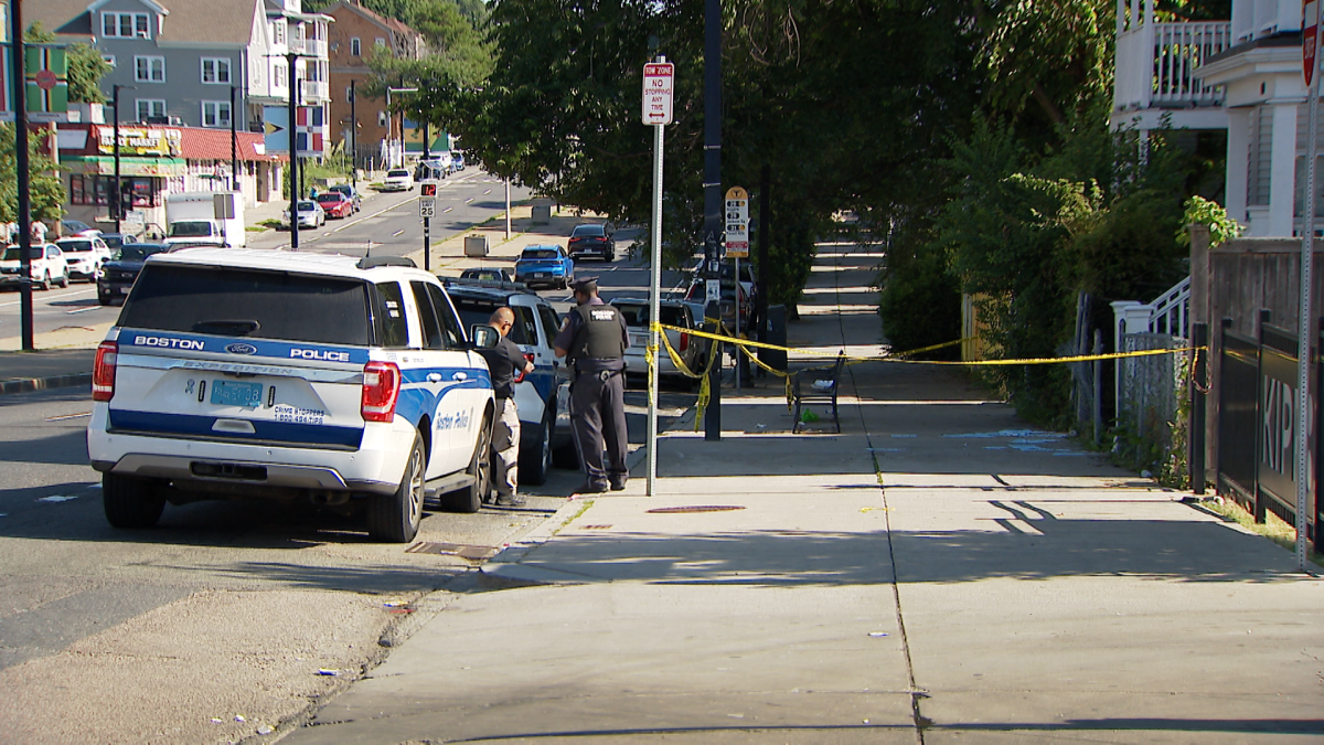 U.S. Marshals track down 2 suspects weeks after deadly Boston shooting