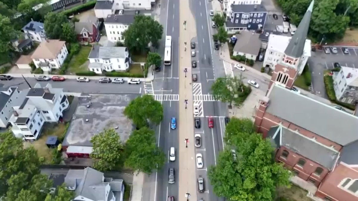 Upset with bus lane proposal, Boston residents appeal to Trump admin.