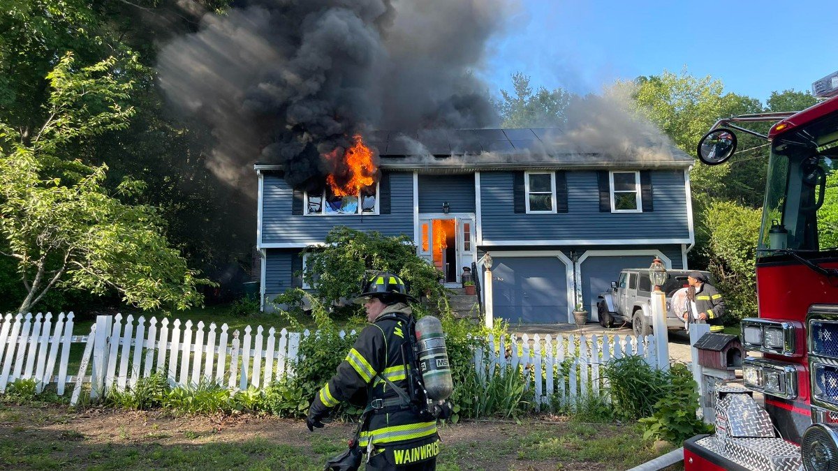 Fire breaks out at Franklin home – NBC Boston