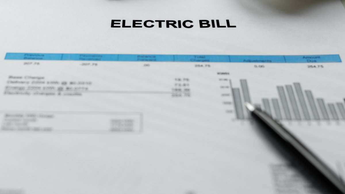 Mass. lawmakers say they can save ratepayers $14B on gas, electric bills. Here's how