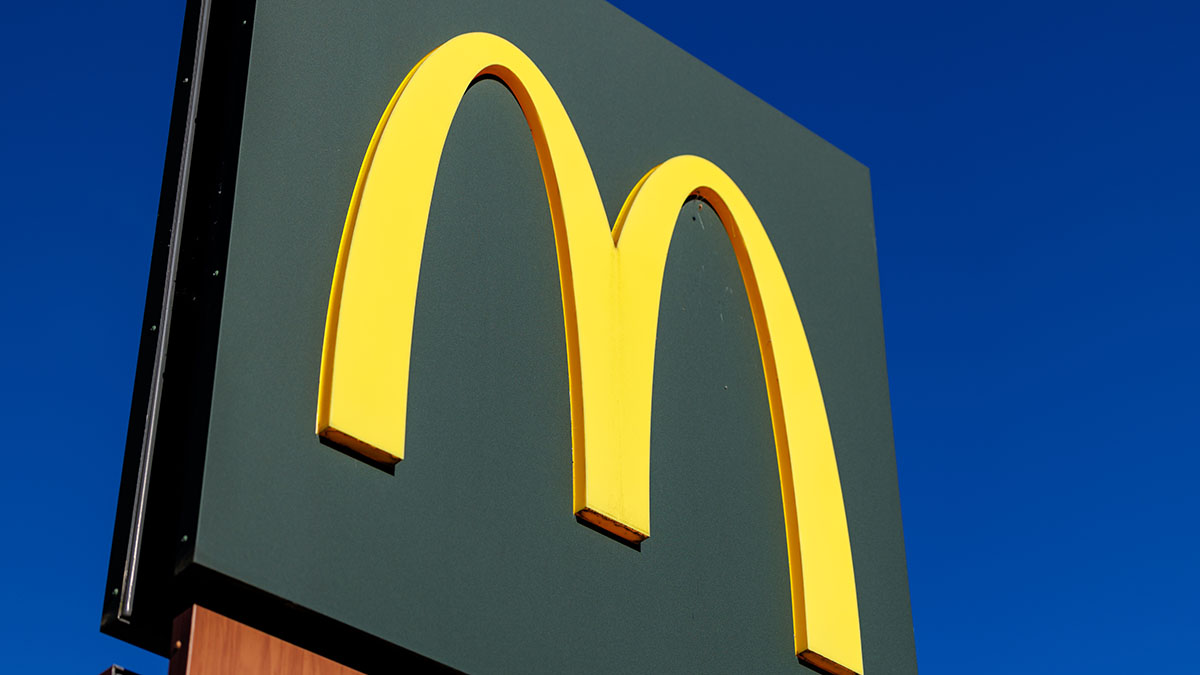 McDonald's worker suffers severe burns on face and body after coworker throws hot oil on him