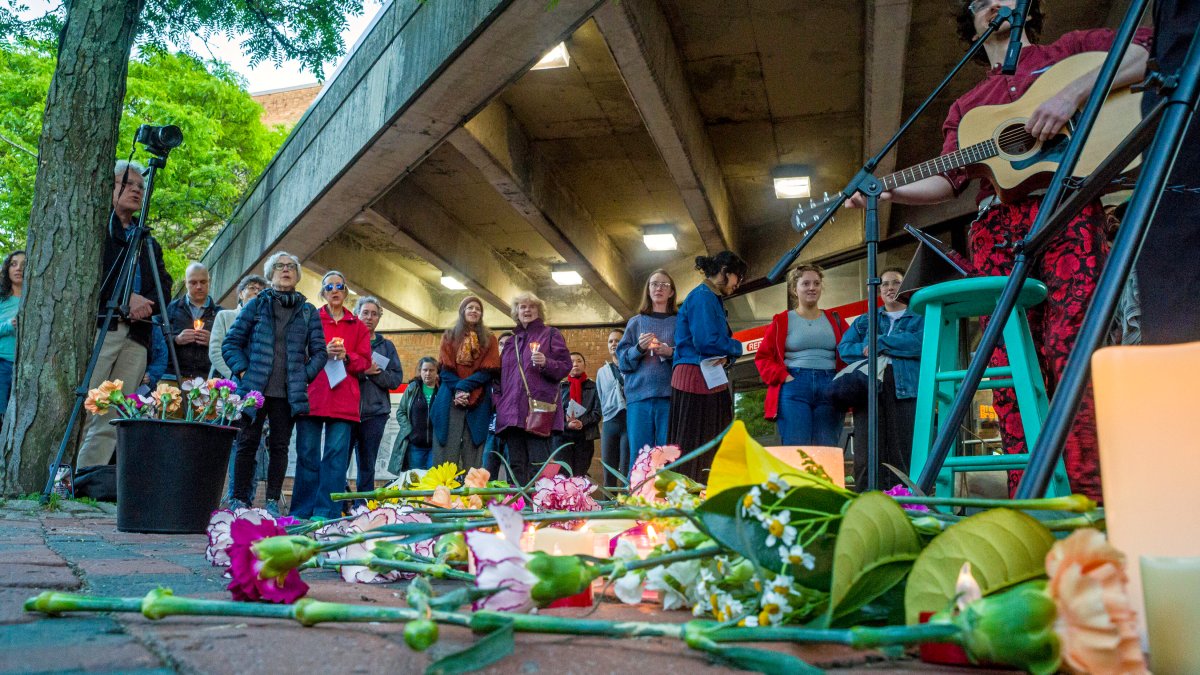 ‘There is love out there': Community mourns man after MBTA escalator death