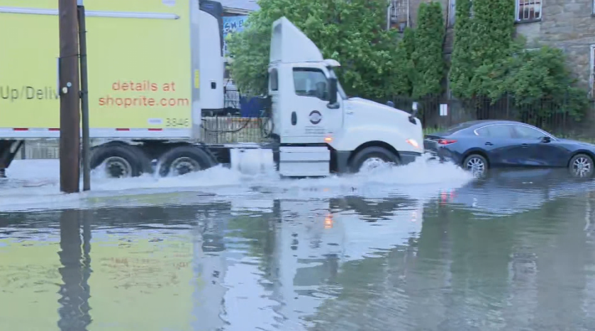 Flash flooding in Mass., cars under water in Fall River – NBC Boston