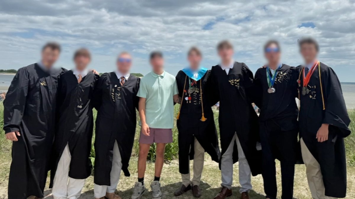Ipswich boy's lacrosse team forfeits state semifinal game after controversial photo