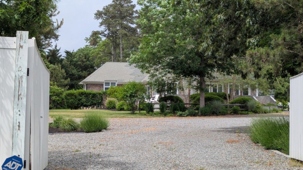 Judge approves sale of distillery's Martha's Vineyard property
