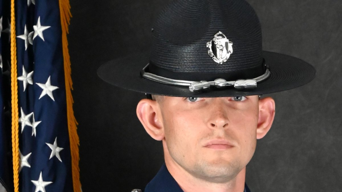 New details about crash that killed off-duty Massachusetts State Police troope...